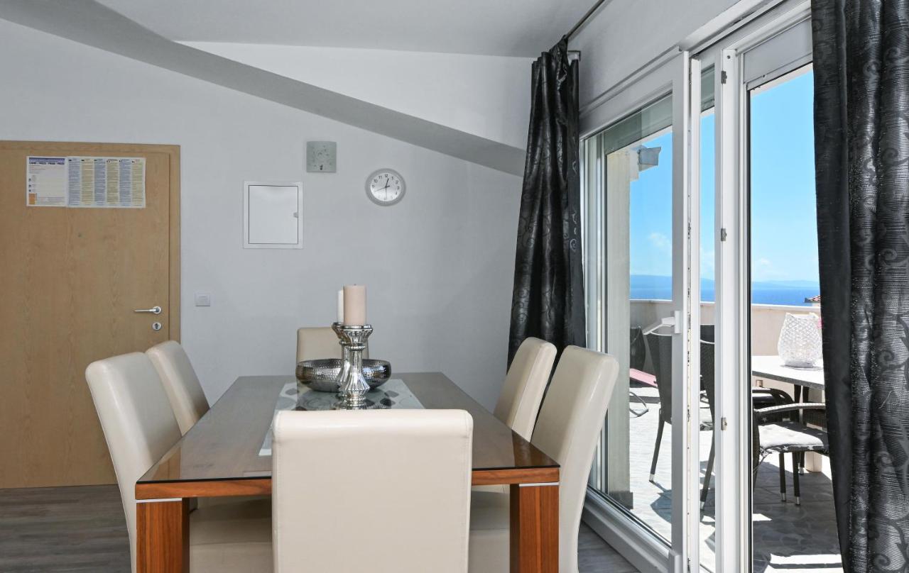 Apartments Villa Filip Трогір Екстер'єр фото