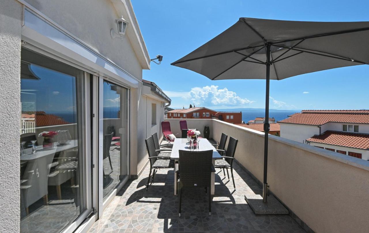 Apartments Villa Filip Трогір Екстер'єр фото