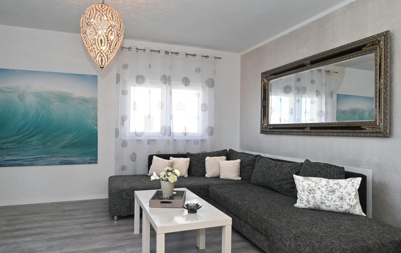 Apartments Villa Filip Трогір Екстер'єр фото