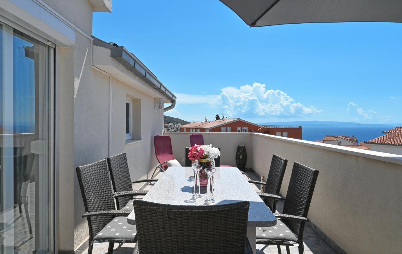 Apartments Villa Filip Трогір Екстер'єр фото