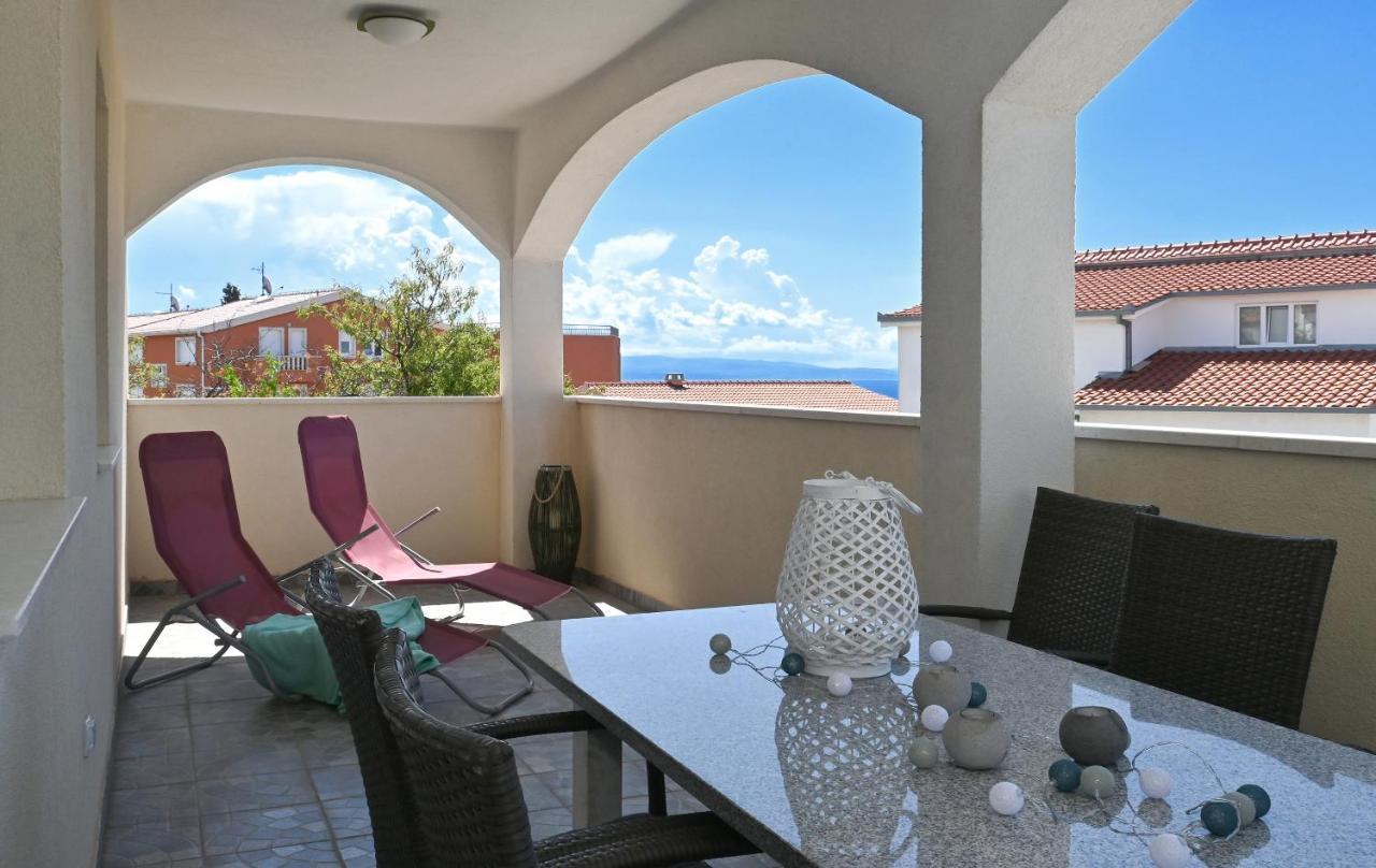 Apartments Villa Filip Трогір Екстер'єр фото
